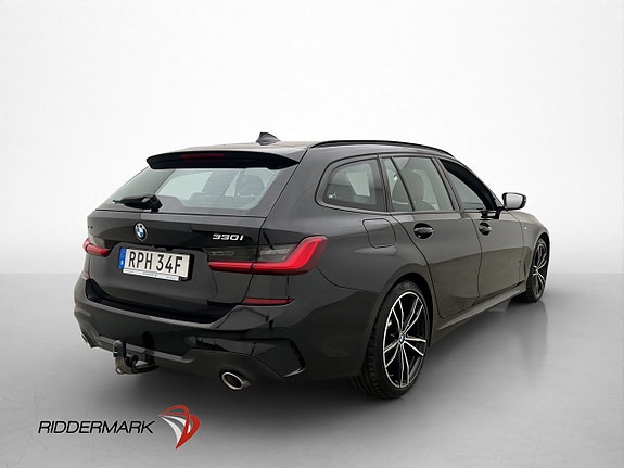 BMW 330i 8 of 30