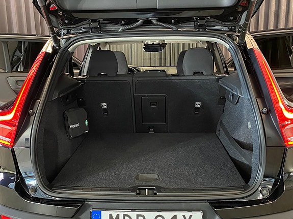 Volvo XC40 15 of 30