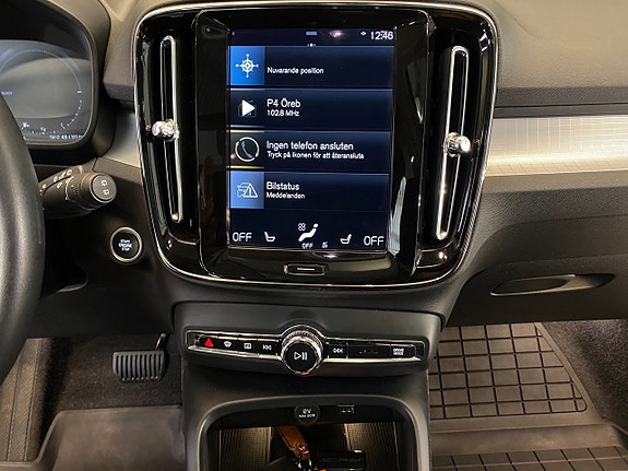 Volvo XC40 29 of 30