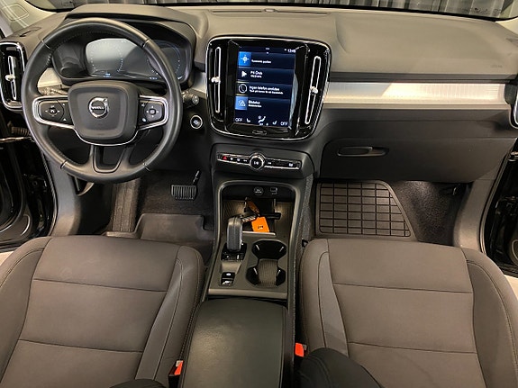 Volvo XC40 22 of 30