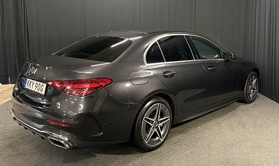 Mercedes-Benz C300 de 4 of 15