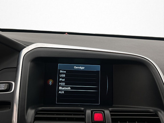 Volvo XC60 24 of 30