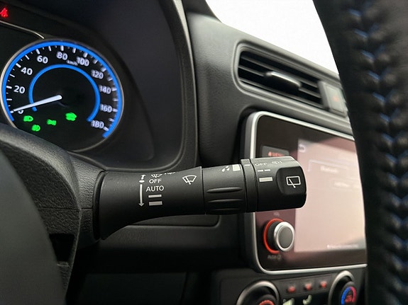 Nissan Leaf 24 of 29