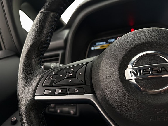 Nissan Leaf 13 of 29