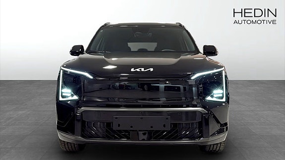 Kia EV5 3 of 16