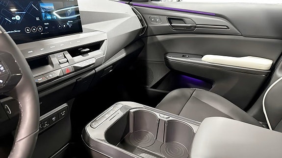 Kia EV5 14 of 16