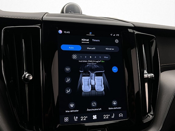 Volvo XC60 25 of 30