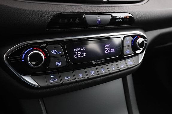 Hyundai i30 25 of 30