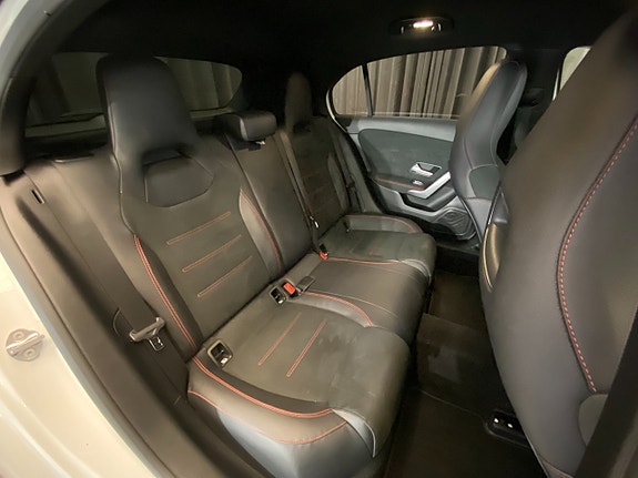 Mercedes-Benz A180 10 of 30
