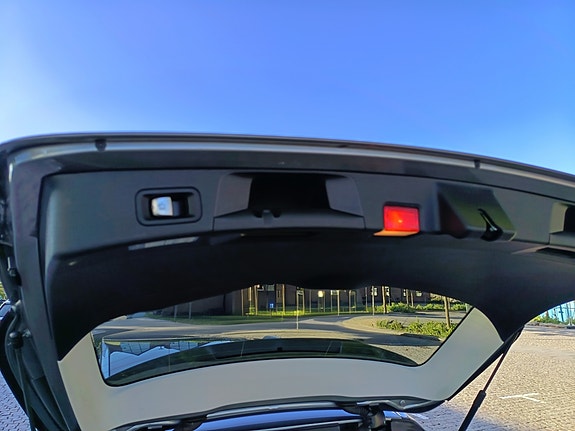 Mercedes-Benz C220 8 of 14