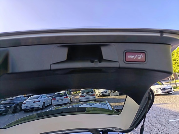 Mercedes-Benz C220 7 of 14
