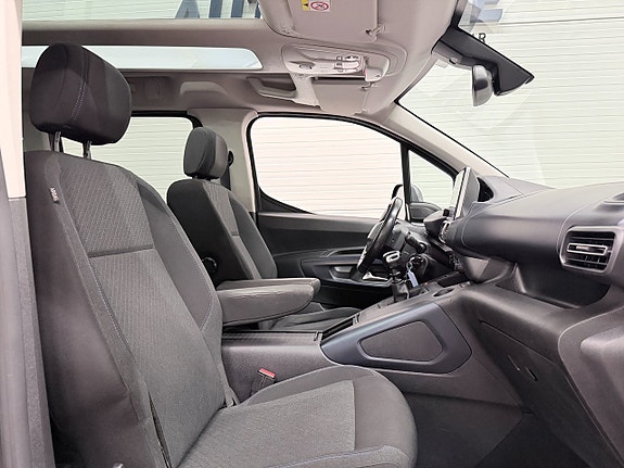 Peugeot Rifter 16 of 17