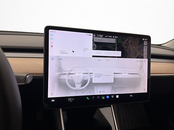 Tesla Model 3 24 of 30
