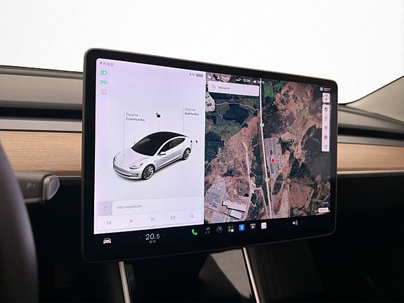 Tesla Model 3 16 of 30