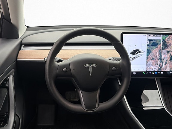 Tesla Model 3 12 of 30