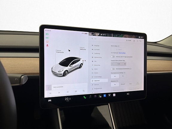 Tesla Model 3 21 of 30
