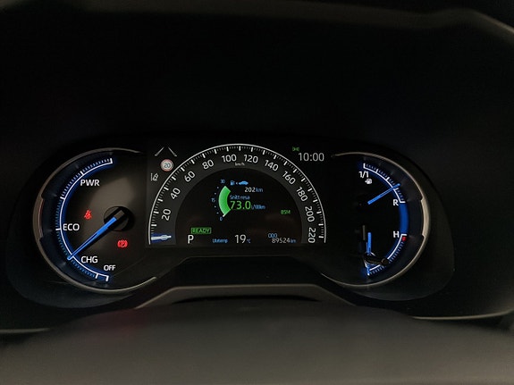 Toyota RAV4 20 of 30