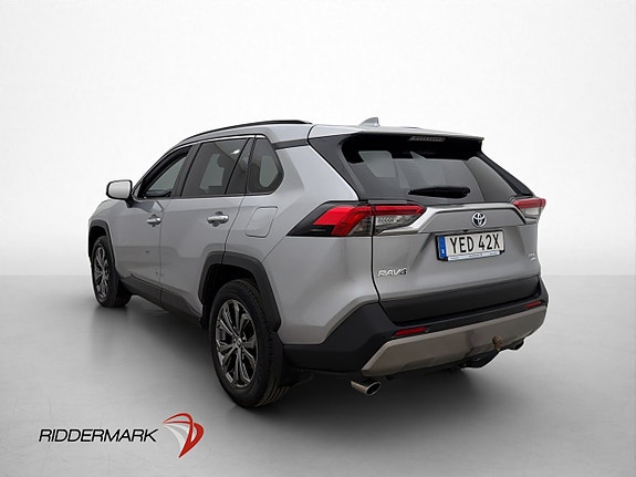 Toyota RAV4 5 of 30