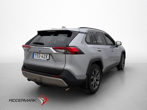 Toyota RAV4 8 of 30