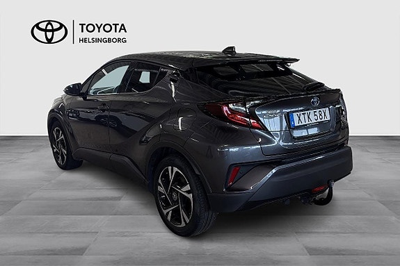 Toyota C-HR 6 of 12