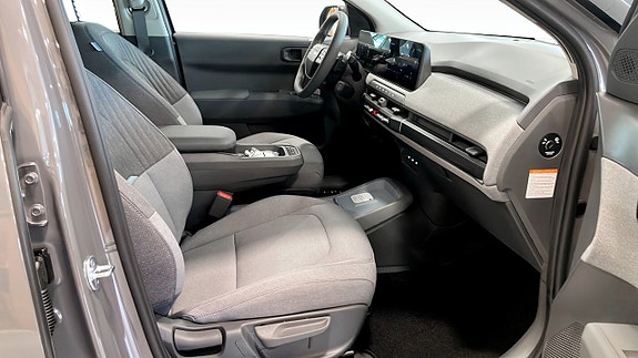 Kia EV3 3 of 13