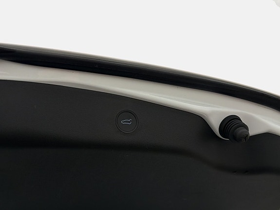 Tesla Model 3 18 of 30
