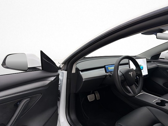 Tesla Model 3 12 of 30