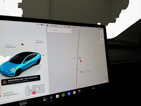 Tesla Model 3 29 of 30