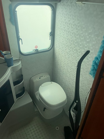 Adria Unika 743 7 of 28