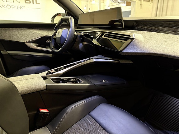 Peugeot 3008 10 of 17