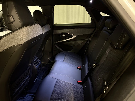 Peugeot 3008 7 of 17