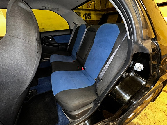 Subaru Impreza 12 of 13
