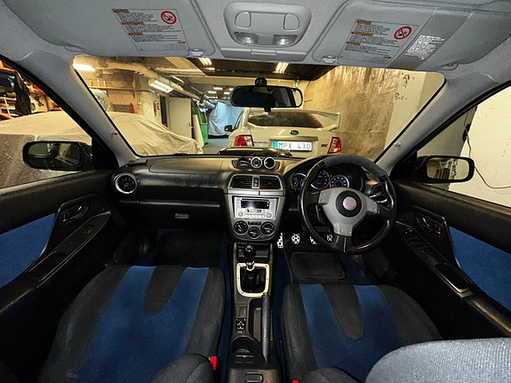 Subaru Impreza 10 of 13