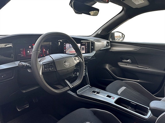 Opel Mokka 4 of 16