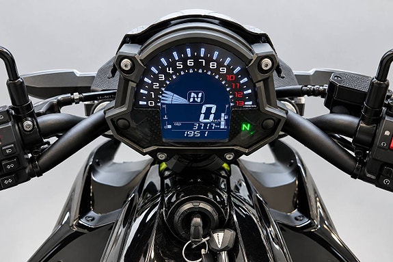 Kawasaki Ninja | Z650 | 68hk | 371mil 6 of 6