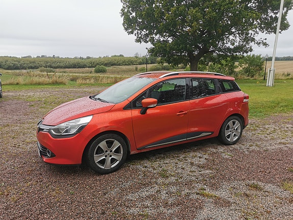 Renault Clio 2 of 10