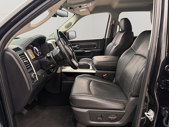 Dodge RAM 1500 14 of 30
