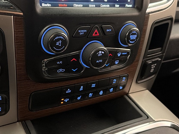 Dodge RAM 1500 26 of 30