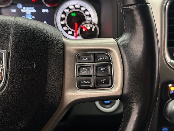Dodge RAM 1500 18 of 30