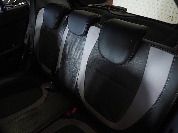 Kia Picanto 12 of 20