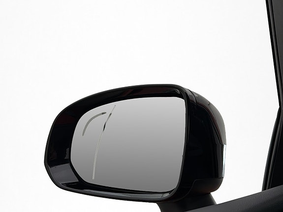Volvo XC60 10 of 30