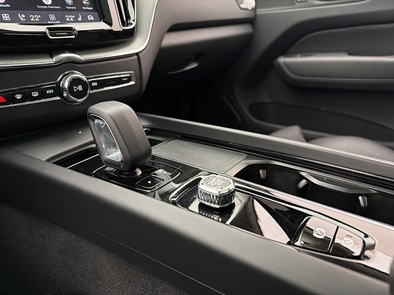 Volvo XC60 27 of 30