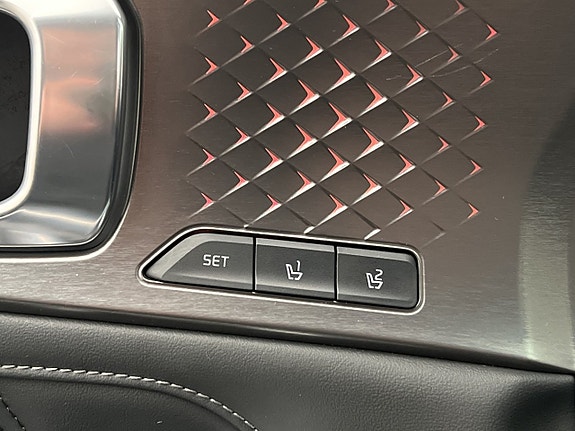 Kia Sorento 14 of 30