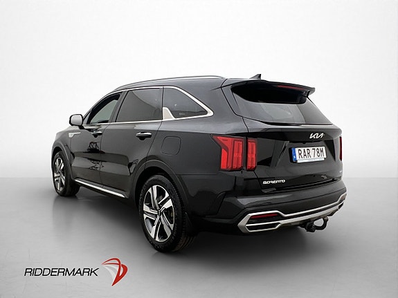 Kia Sorento 5 of 30
