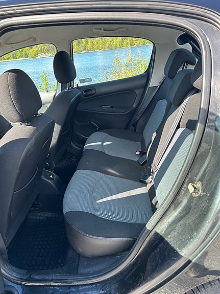 Peugeot 206 5 of 10