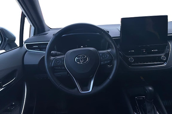 Toyota Corolla 10 of 16