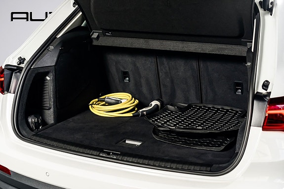 Audi Q3 21 of 30