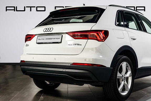 Audi Q3 6 of 30