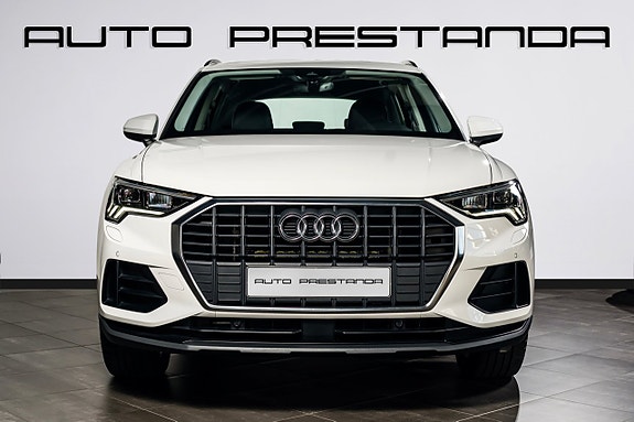 Audi Q3 3 of 30