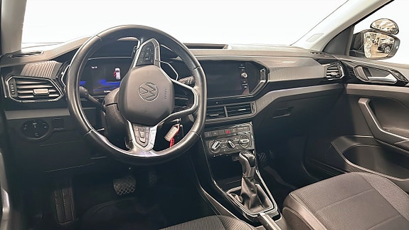 Volkswagen T-Cross 10 of 12